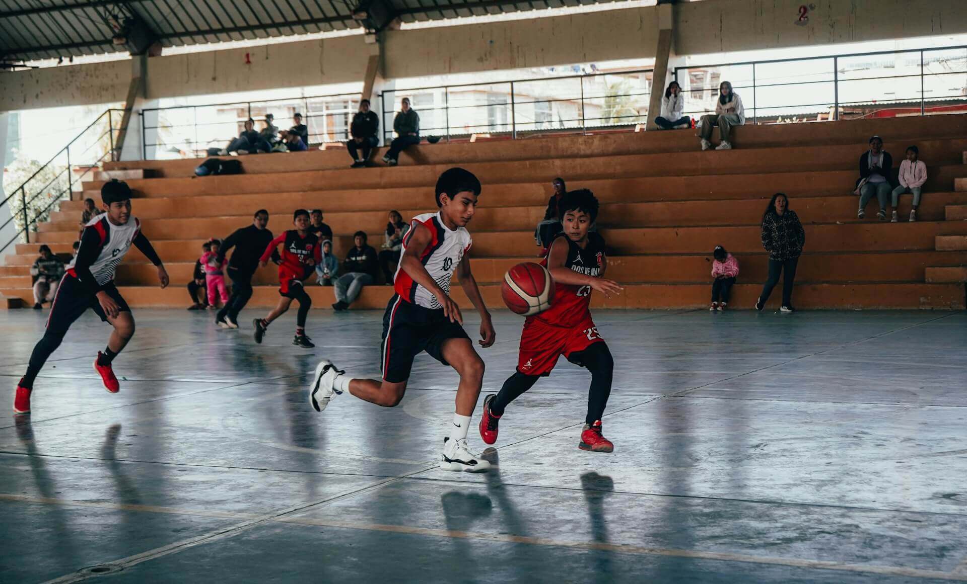 kenneth schipper O3hUU6uJoOY unsplash1